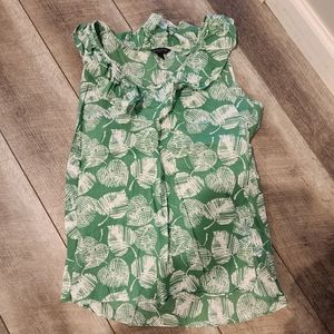 EUC Banana Republic M leaf tank